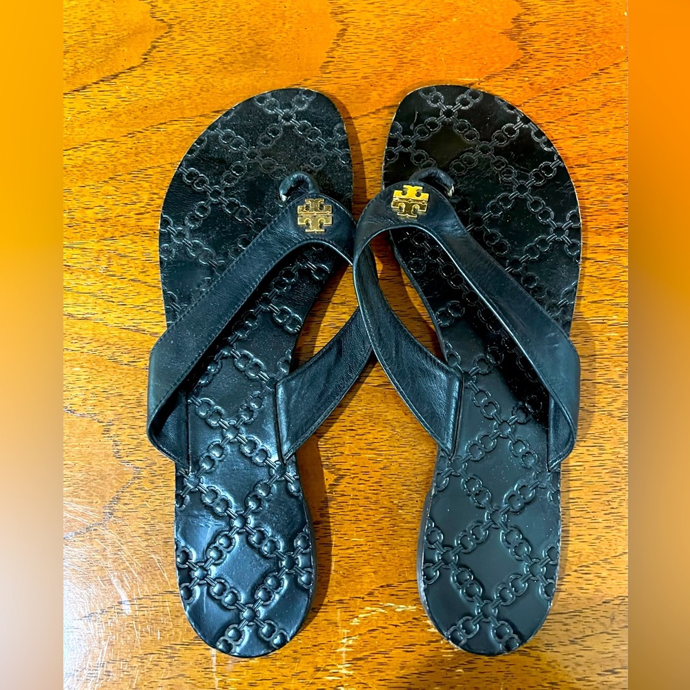 Tory Burch Leather Flip Flop - 10.5 - EXCELLENT CONDITION